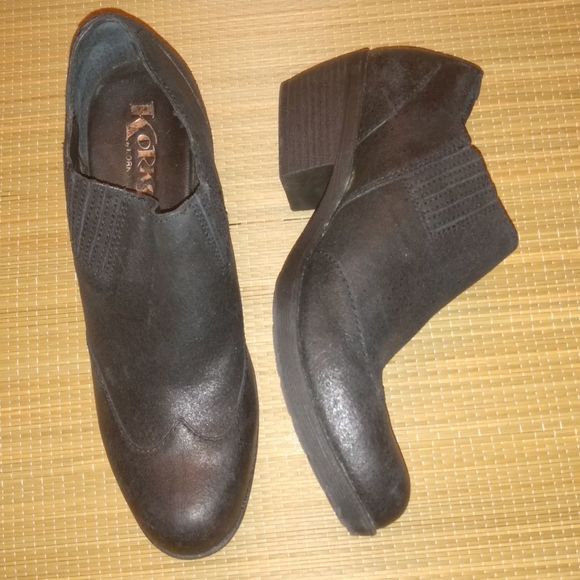 Korks by Kork-Ease ankle Bootie - Picture 2 of 9